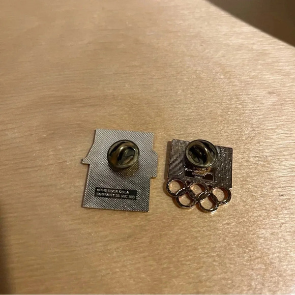 Lot Of 2 Vintage Baseball USA Team Olympic Coca Cola Lapel Pin Hat Pin - Picture 4 of 6